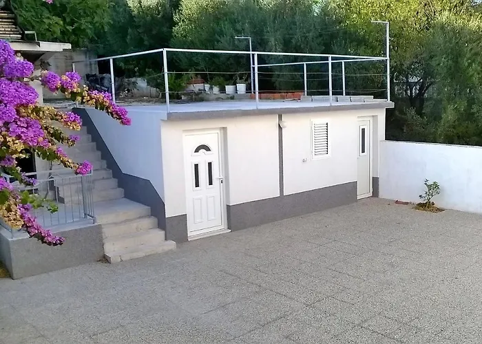 Apartments By The Sea Marina, Trogir - 10003